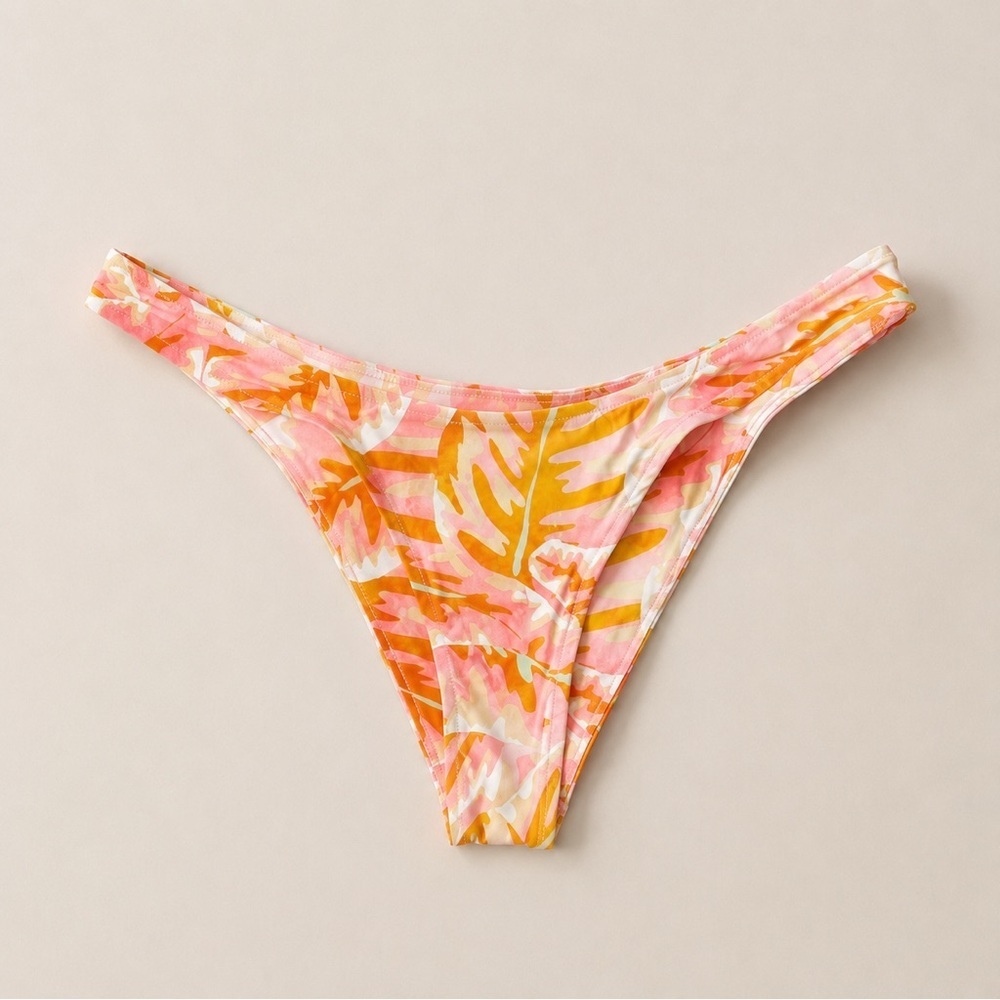 STONE FOX SWIM Luka Bikini Bottom in Hot Tropix